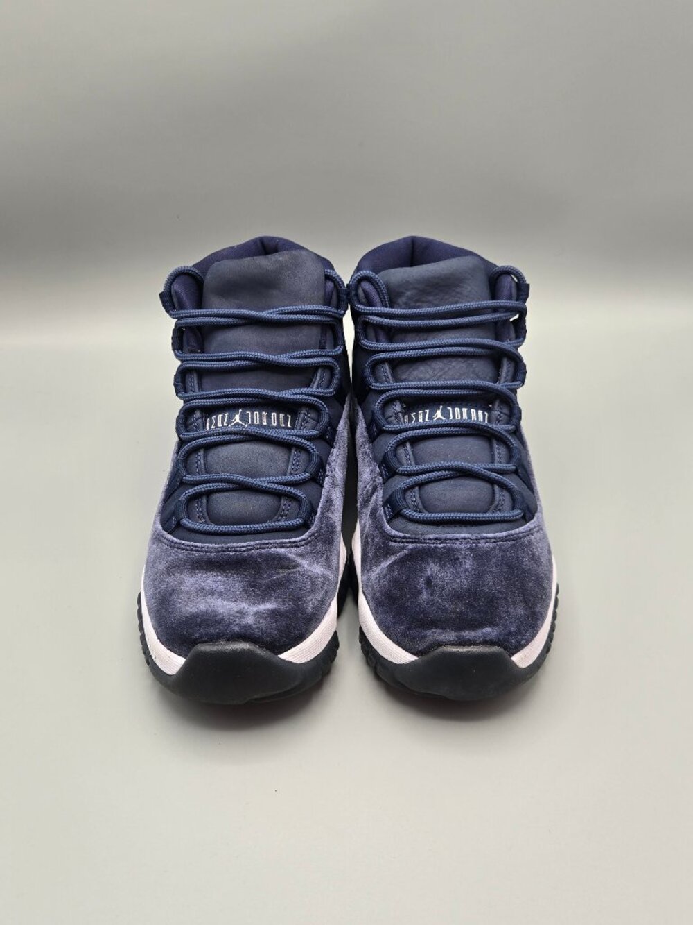 Retro Jordan Air Jordan 11 Midnight Navy Velvet AR0715-441 Blue White Black 2022 - Picture 4 of 10